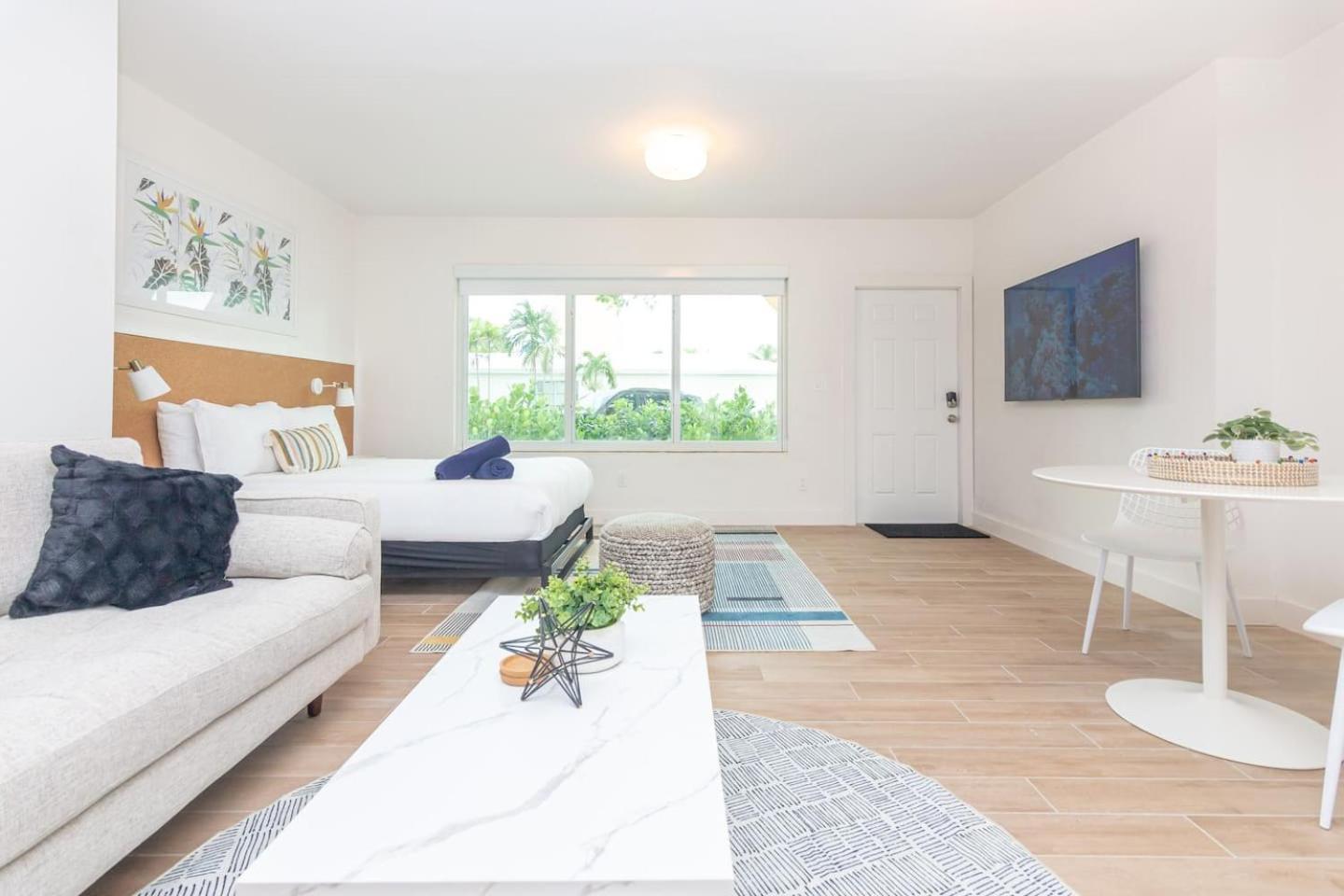 Large Stylish Studio Apartment In El Portal #3 迈阿密 外观 照片