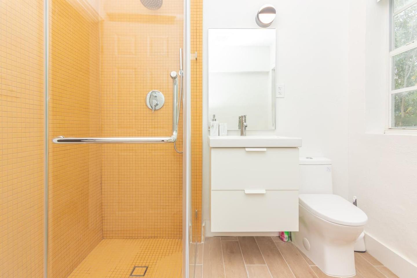 Large Stylish Studio Apartment In El Portal #3 迈阿密 外观 照片